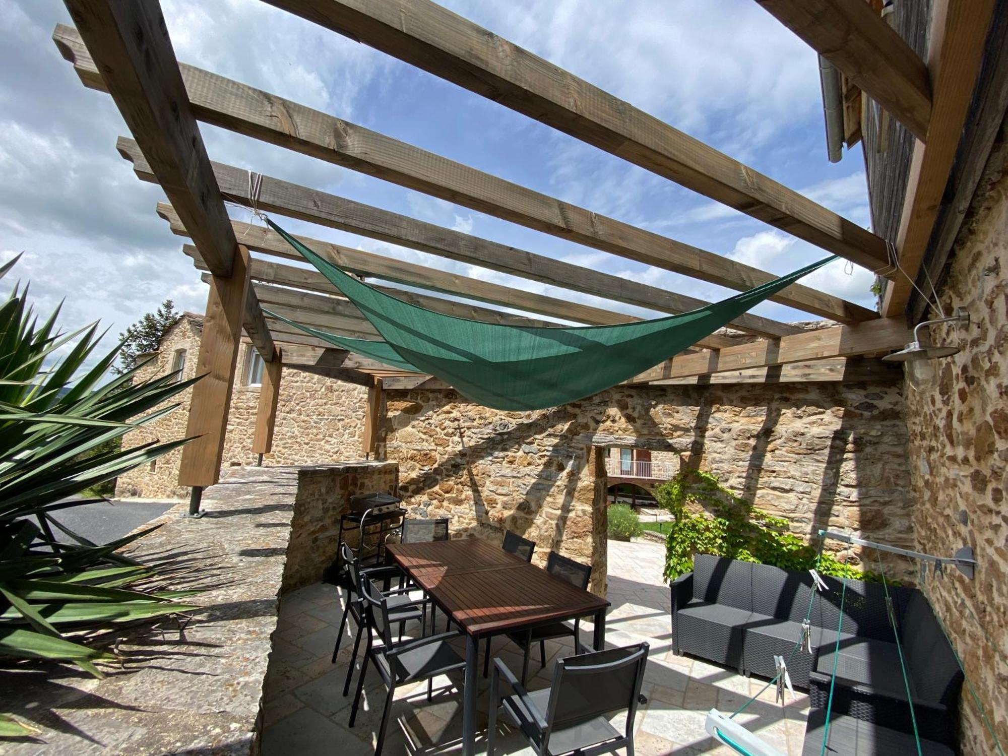 Les Caselles, Gite Et Maison D'Hotes Saint-Beauzely Dış mekan fotoğraf
